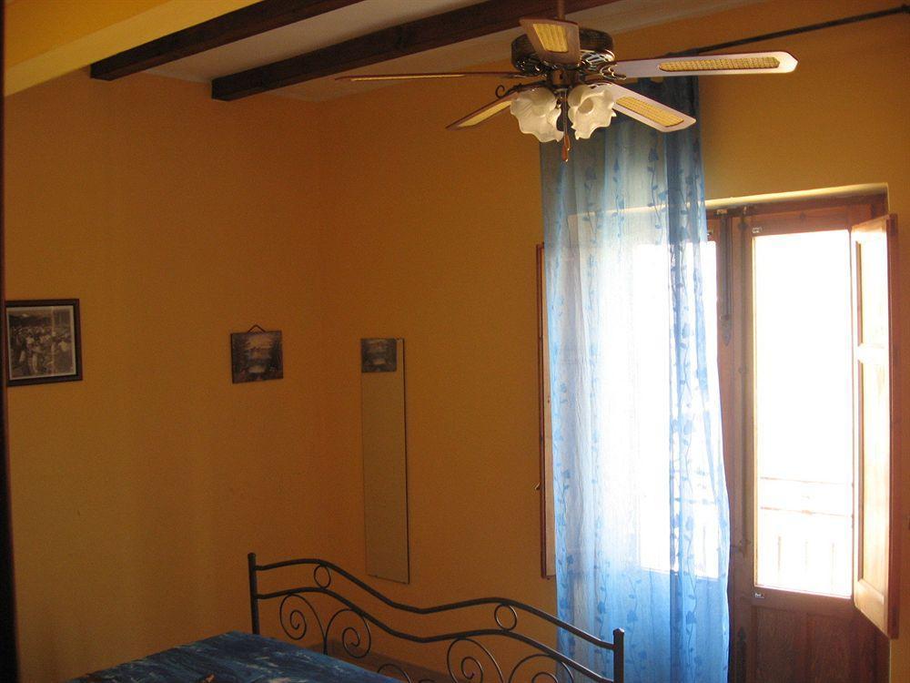 Bed and Breakfast Emporium à Castellammare del Golfo Extérieur photo